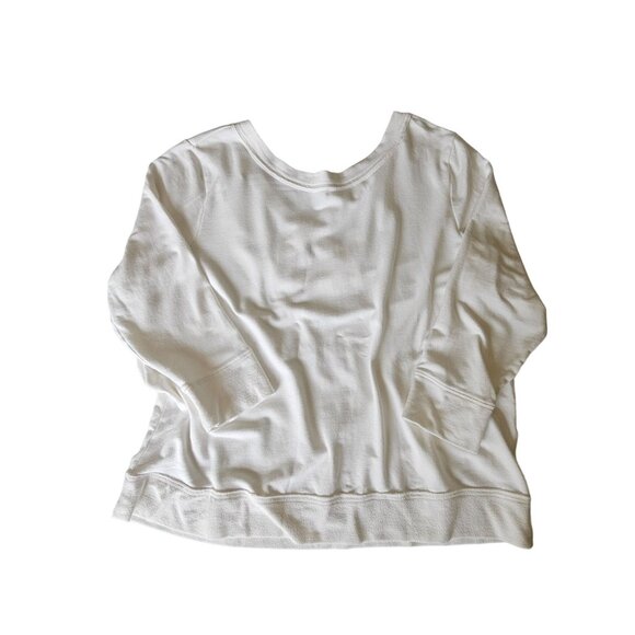 Zenergy by Chico's White V back Sweatshirt Top Stitching detail size 2 or 12 - Picture 2 of 12